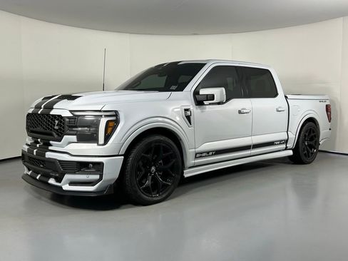 Used 2025 Ford F150 Lariat w/ Equipment Group 502A High AWD/4WD image 3