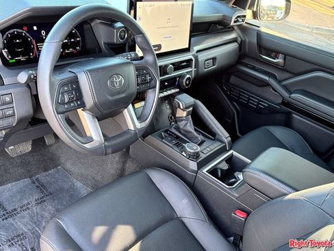 Certified 2025 Toyota 4Runner Limited AWD/4WD image 20