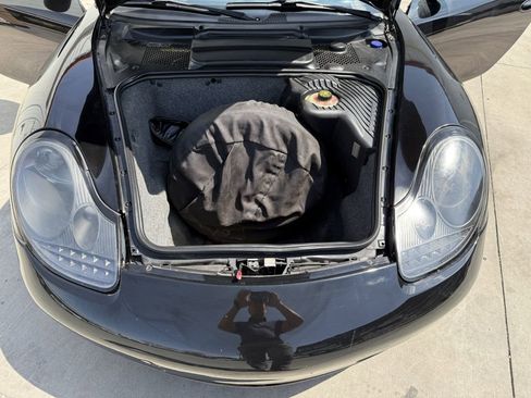 Used 2000 Porsche 911 Carrera 4 image 30