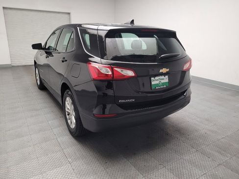 Used 2019 Chevrolet Equinox LS FWD image 6