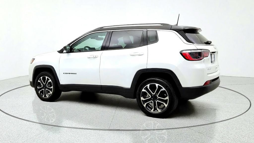 Used 2022 Jeep Compass Limited w/ Sun and Sound Group AWD/4WD image 7