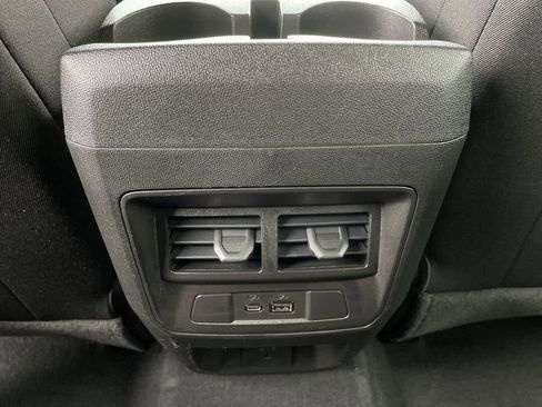 Used 2024 GMC Canyon Elevation w/ Convenience Package image 21