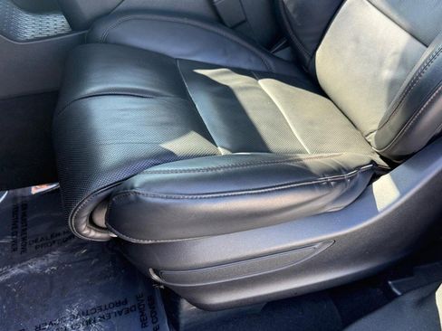 Certified 2023 Lincoln Aviator Reserve w/ Equipment Group 201A image 25