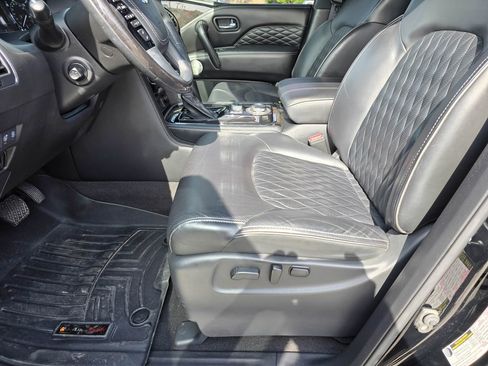 Used 2021 INFINITI QX80 Sensory w/ All-Season Package AWD/4WD image 10