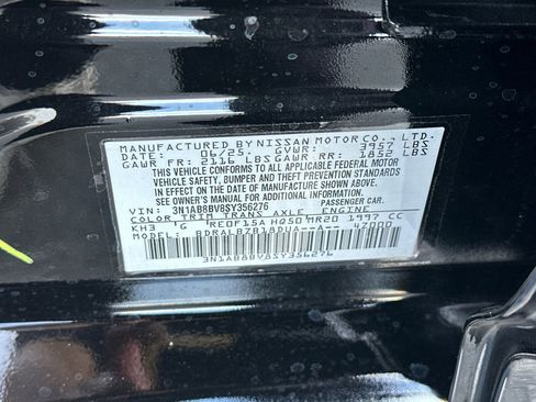 Used 2025 Nissan Sentra S image 22