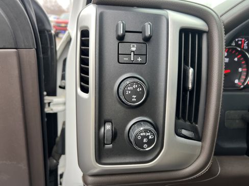 Used 2016 GMC Sierra 1500 SLT image 17