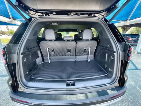 New 2026 GMC Acadia Elevation w/ Elevation Premium Package FWD image 35