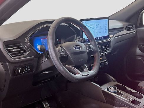 Used 2023 Ford Escape ST-Line w/ Tech Pack #1 FWD image 7