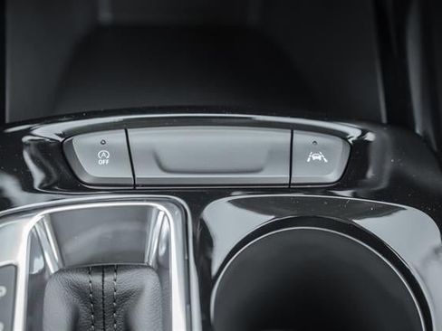 Used 2026 Chevrolet Trax LT w/ Driver Confidence Package image 64