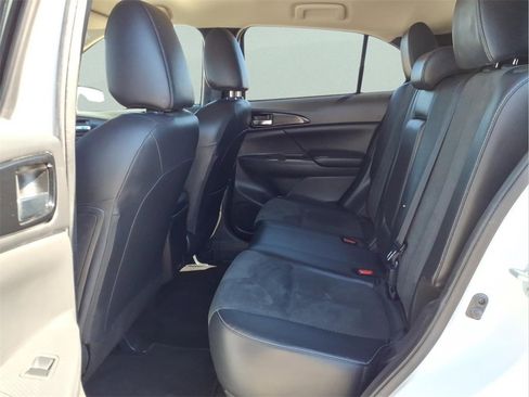 Used 2025 Mitsubishi Eclipse Cross SE image 17