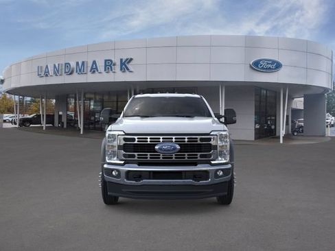 New 2026 Ford F550 4x4 Crew Cab image 6
