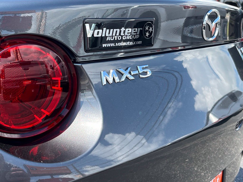 Used 2022 MAZDA MX-5 Miata RF Grand Touring RWD image 7