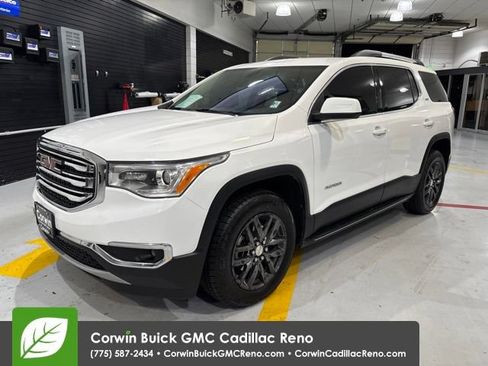 Used 2018 GMC Acadia SLT FWD image 1