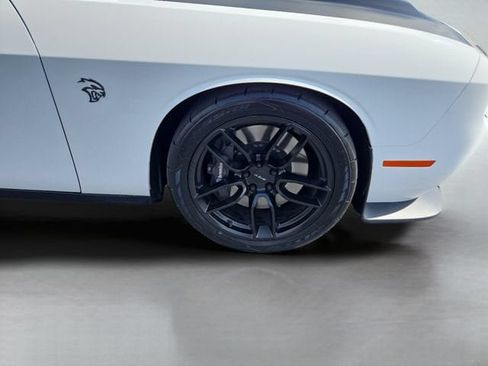 Used 2019 Dodge Challenger SRT Hellcat Redeye RWD image 34
