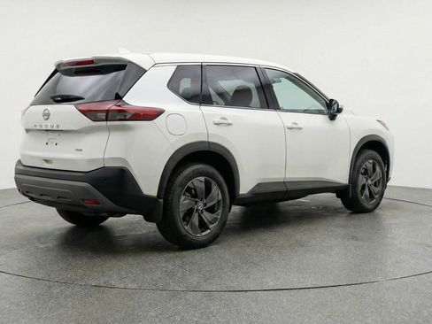 Used 2025 Nissan Rogue SV image 9