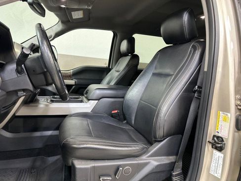 Used 2017 Ford F250 Lariat w/ Chrome Package image 15