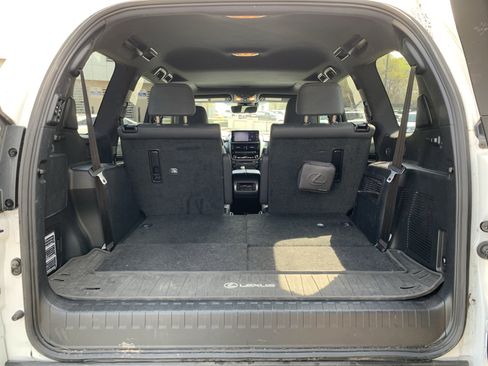 Used 2023 Lexus GX 460 Premium AWD/4WD image 34