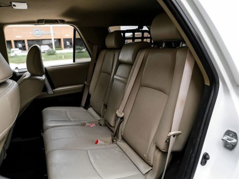 Used 2015 Toyota 4Runner Limited image 45