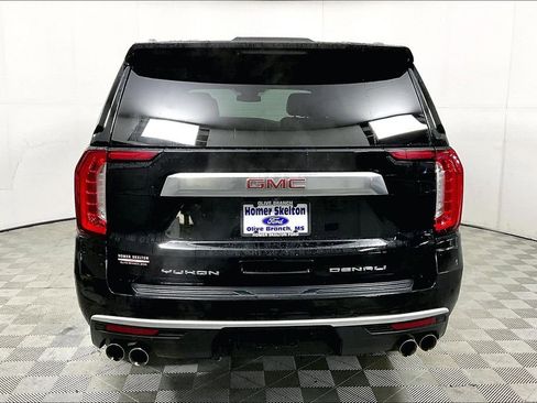 Used 2024 GMC Yukon XL Denali image 4