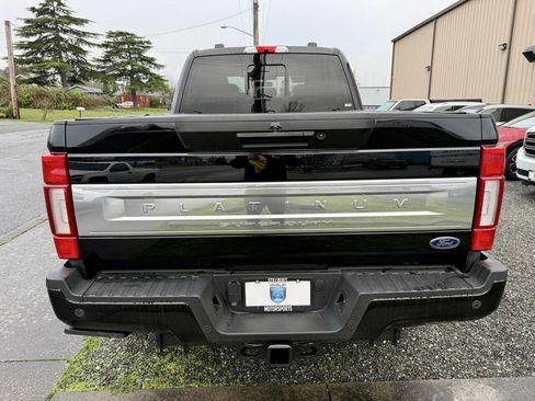 Used 2022 Ford F350 Platinum image 4