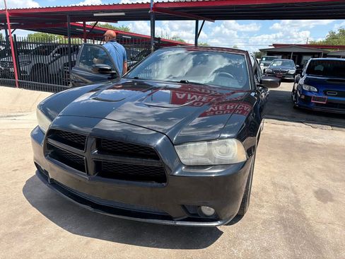 Used 2013 Dodge Charger R/T RWD image 35