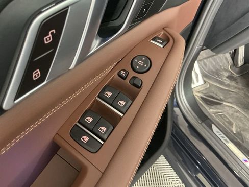 Certified 2024 BMW X5 xDrive50e w/ M Sport Package image 23