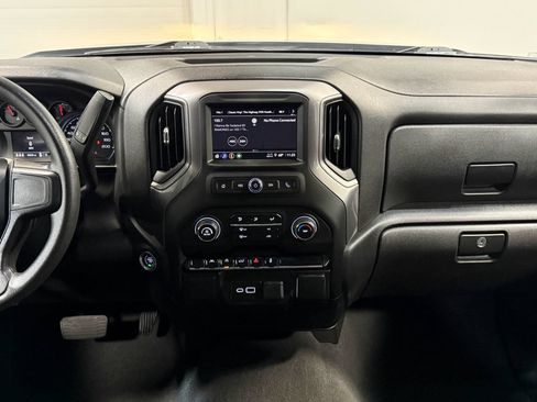 Used 2024 Chevrolet Silverado 1500 Custom AWD/4WD image 17