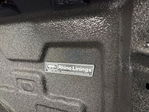 Used 2025 GMC Sierra 1500 Elevation image 8