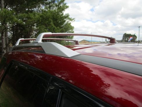 Used 2024 Nissan Pathfinder SL image 29