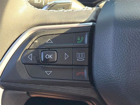 Certified 2024 Jeep Grand Cherokee Altitude image 33