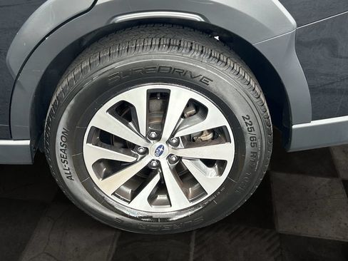 Used 2023 Subaru Outback Premium AWD/4WD image 10