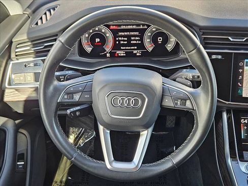Used 2022 Audi Q8 Premium AWD/4WD image 14