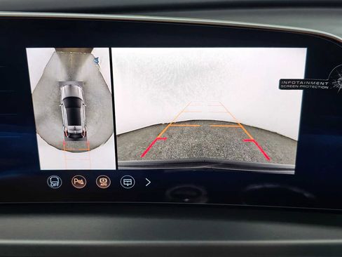 New 2026 Cadillac Lyriq Sport RWD image 27