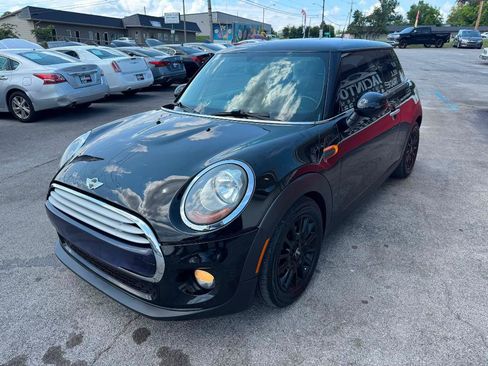 Used 2014 MINI Cooper 2-Door Hardtop FWD image 2