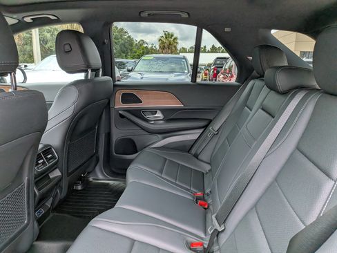 Used 2025 Mercedes-Benz GLE 450 4MATIC image 15