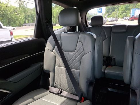 Used 2023 Kia Telluride SX Prestige X-Pro AWD/4WD image 18