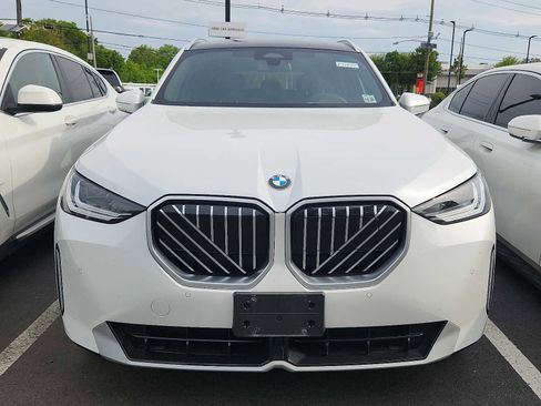 Used 2026 BMW X3 xDrive30 w/ Convenience Package AWD/4WD image 2