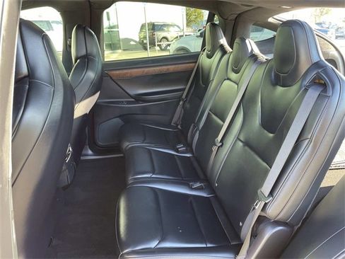 Used 2019 Tesla Model X Long Range image 32