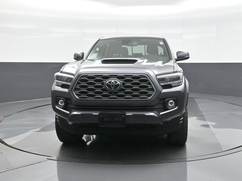 Certified 2022 Toyota Tacoma TRD Sport w/ TRD Premium Sport Package AWD/4WD image 2