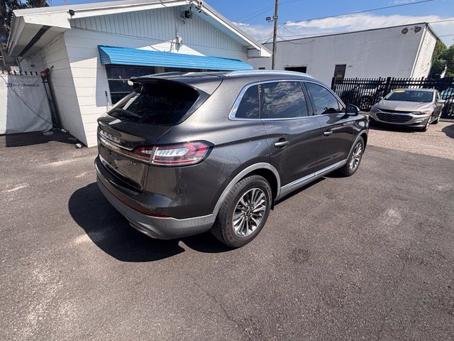 Used 2019 Lincoln Nautilus Select w/ Cargo Utility Package FWD image 8