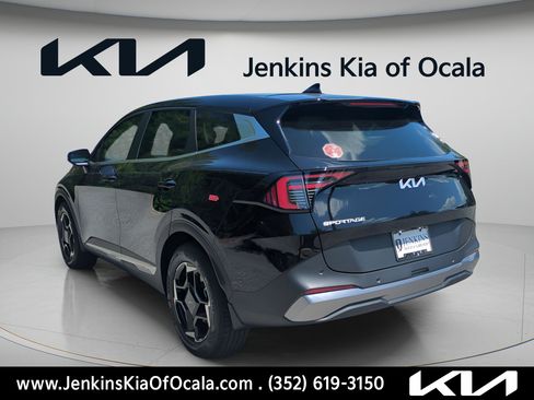 New 2026 Kia Sportage EX FWD image 5