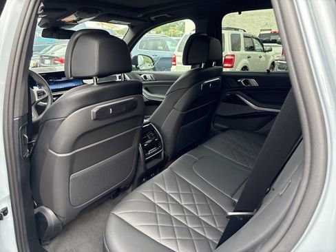 New 2026 BMW X5 xDrive40i w/ M Sport Package image 18