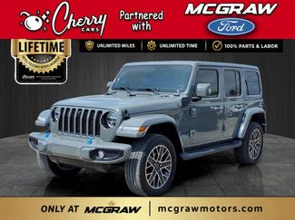 Used 2022 Jeep Wrangler Unlimited Sahara AWD/4WD video 1