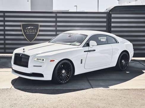 Used 2018 Rolls-Royce Wraith RWD image 5