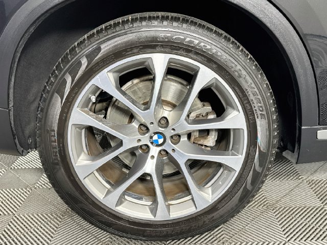Used 2021 BMW X5 sDrive40i w/ Premium Package RWD image 30