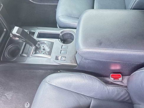 Used 2021 Toyota 4Runner Limited AWD/4WD image 21