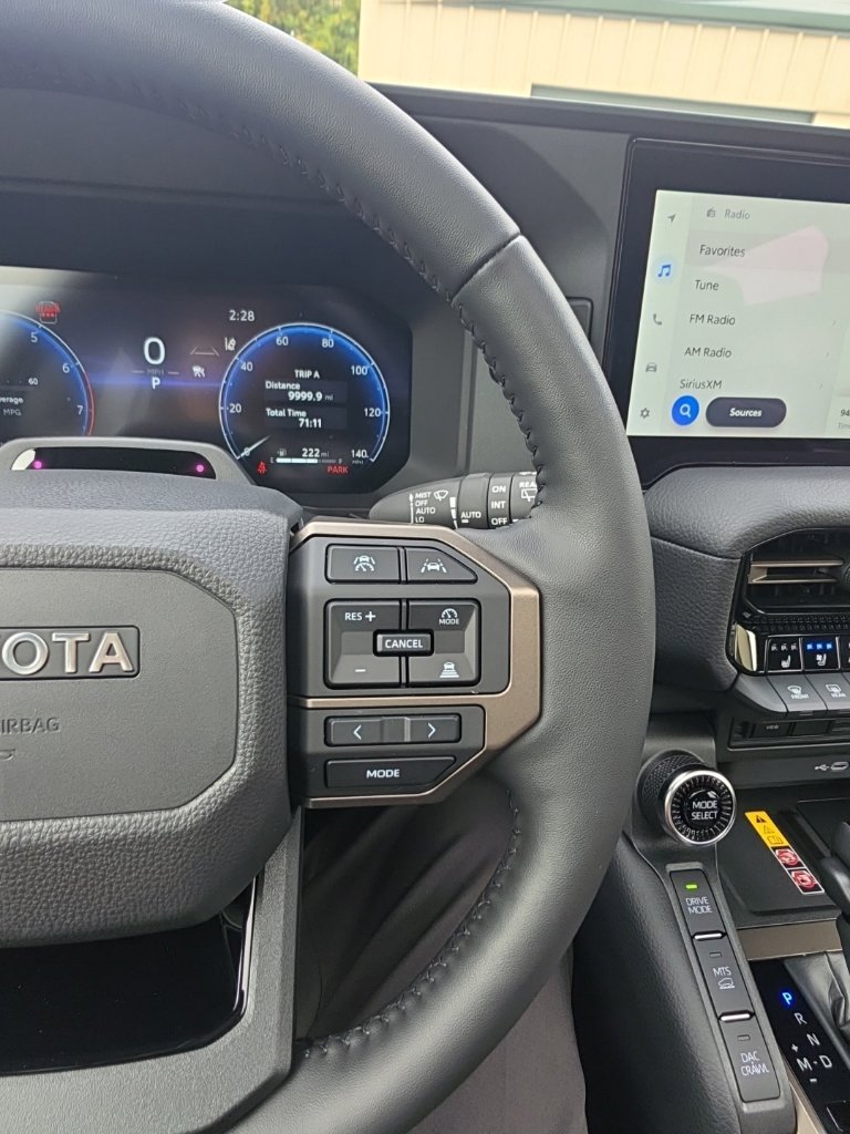 Certified 2025 Toyota Land Cruiser w/ Premium Package AWD/4WD image 27