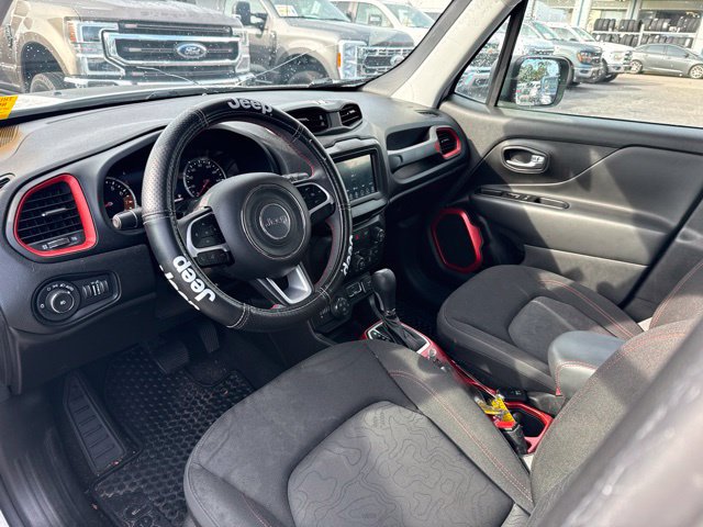Used 2020 Jeep Renegade Trailhawk w/ Popular Equipment Group AWD/4WD image 7