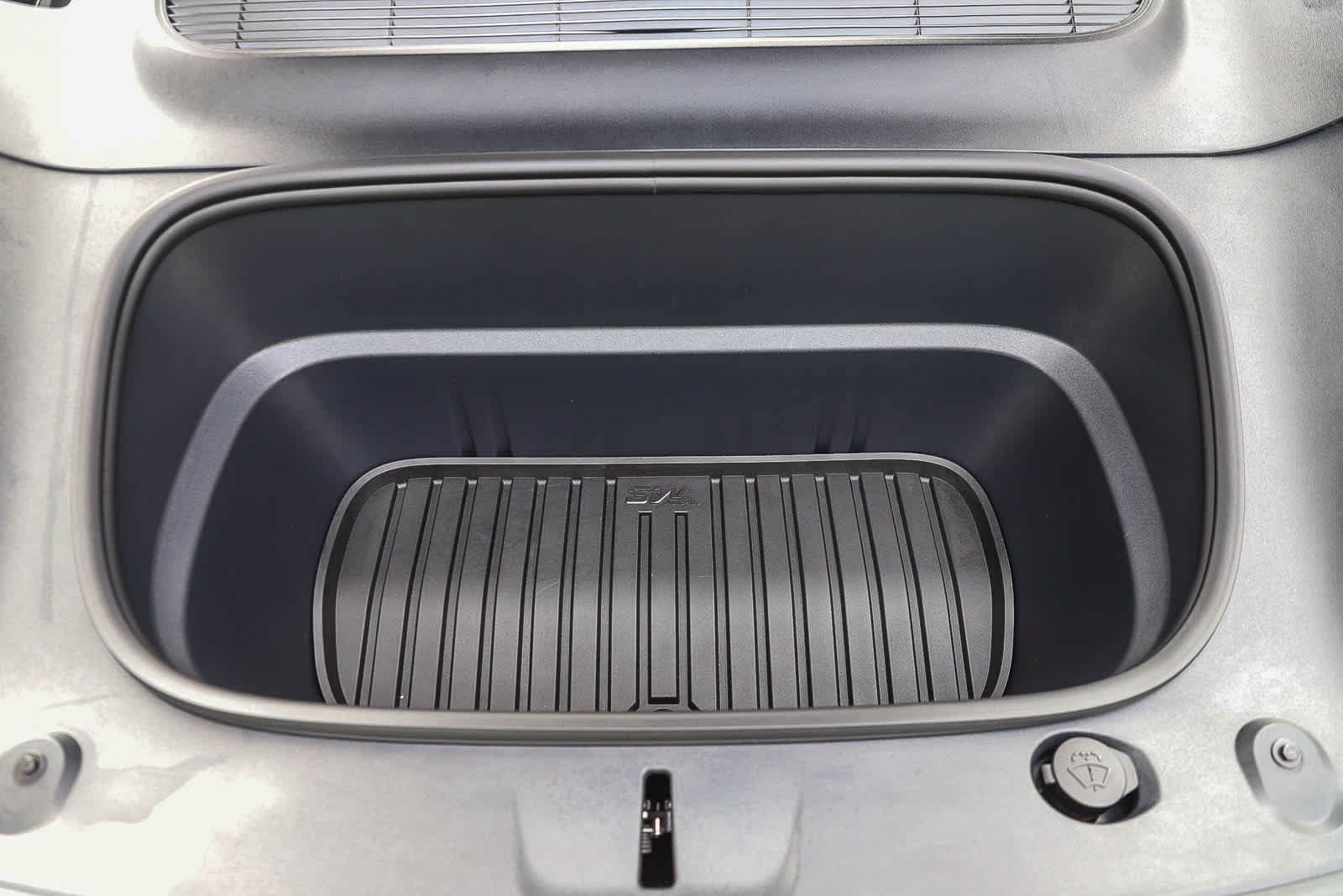 Used 2026 Tesla Model Y 2WD image 25