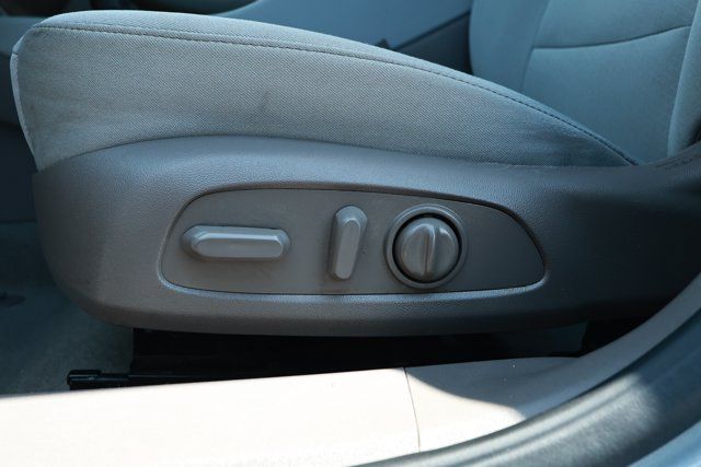 Used 2025 Chevrolet Malibu LT FWD image 21